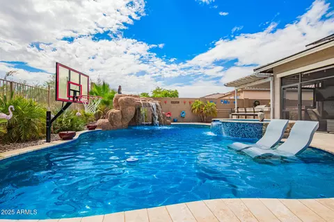 18351 W Summerhaven Dr, Goodyear, AZ 85338