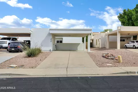 5830 E Nance St, Mesa, AZ 85215