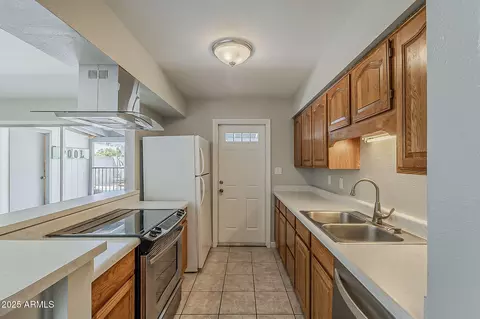 Kitchen - 2310 E Marmora St, Phoenix, AZ 85022 photo 2 of 3