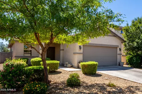 6223 W Freeway Ln, Glendale, AZ 85302