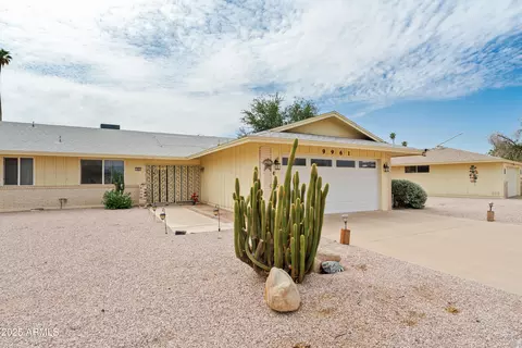 9961 W Bolivar Dr, Sun City, AZ 85351