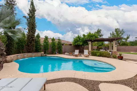 Exterior - 533 E Joseph Way, Gilbert, AZ 85295 photo 7 of 8