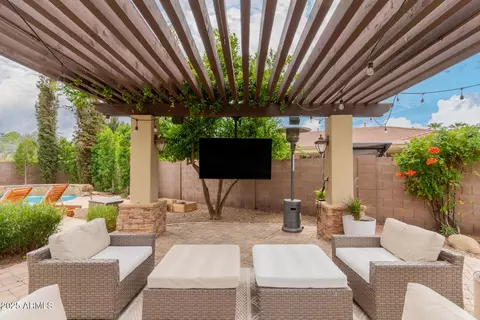 Exterior - 533 E Joseph Way, Gilbert, AZ 85295 photo 3 of 8
