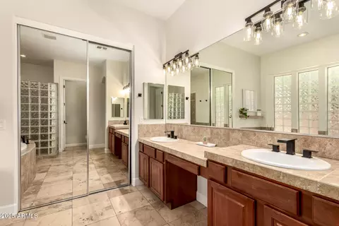 Bath - 533 E Joseph Way, Gilbert, AZ 85295 photo 1 of 5
