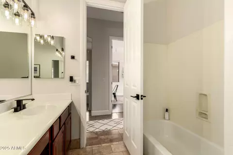 Bath - 533 E Joseph Way, Gilbert, AZ 85295 photo 4 of 5