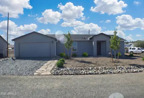 20157 E Cedar Canyon Dr, Mayer, AZ 86333