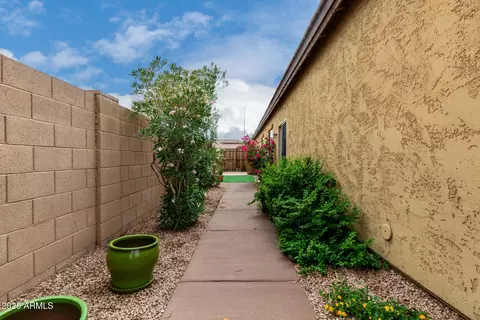 10942 E Sonrisa Ave, Mesa, AZ 85212 photo 24