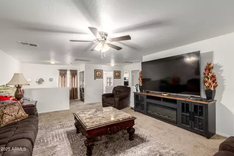 Living - 195 S 16th Pl, Coolidge, AZ 85128 photo 2 of 3