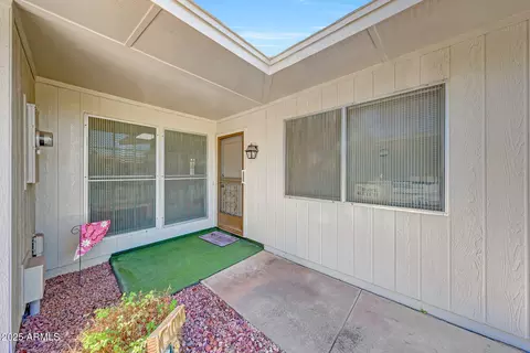 10837 W Santa Fe Dr, Sun City, AZ 85351