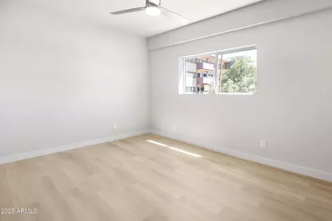 Bedroom - 349 E Thomas Rd #E301, Phoenix, AZ 85012 photo 3 of 4