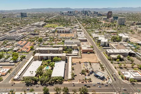 View/Area - 349 E Thomas Rd #E301, Phoenix, AZ 85012 photo 2 of 2
