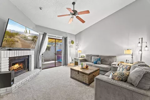 302 N Sycamore -- #6, Mesa, AZ 85201