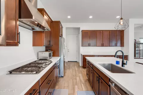 Kitchen - 821 E Monte Way, Phoenix, AZ 85042 photo 3 of 3