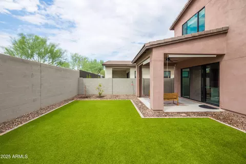 Exterior - 821 E Monte Way, Phoenix, AZ 85042 photo 5 of 7