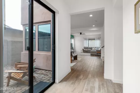 Entry Way - 821 E Monte Way, Phoenix, AZ 85042 photo 1 of 2