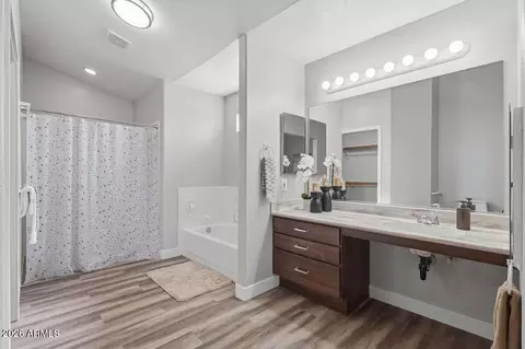 Bath - 8112 E Mcdowell Rd, Mesa, AZ 85207 photo 1 of 3