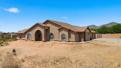 Exterior - 8112 E Mcdowell Rd, Mesa, AZ 85207 photo 2 of 4