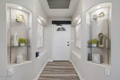 Entry Way - 8112 E Mcdowell Rd, Mesa, AZ 85207 photo 1 of 1