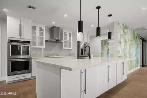 Kitchen - 2501 E Cholla St, Phoenix, AZ 85028 photo 1 of 5