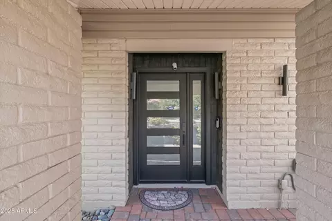 Entry Way - 2501 E Cholla St, Phoenix, AZ 85028 photo 3 of 3