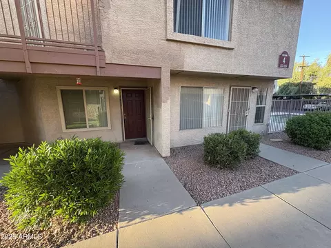 4828 W Orangewood Ave #114, Glendale, AZ 85301