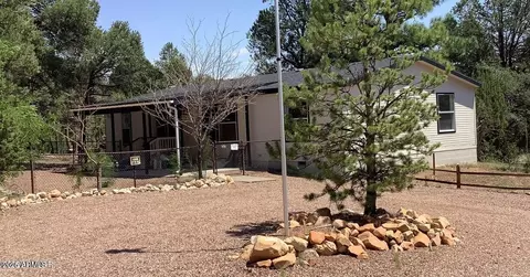 3149 Tonto Dr, Overgaard, AZ 85933