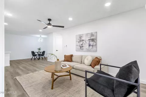 Living - 5525 E Thomas Rd #M9, Phoenix, AZ 85018 photo 3 of 5