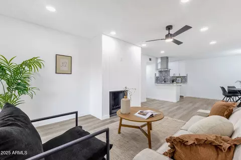 Living - 5525 E Thomas Rd #M9, Phoenix, AZ 85018 photo 4 of 5