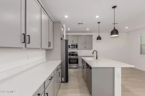 4752 S Ferric --, Mesa, AZ 85212 photo 6