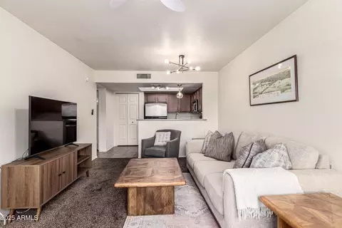 Living - 1720 E Thunderbird Rd #2058, Phoenix, AZ 85022 photo 4 of 4