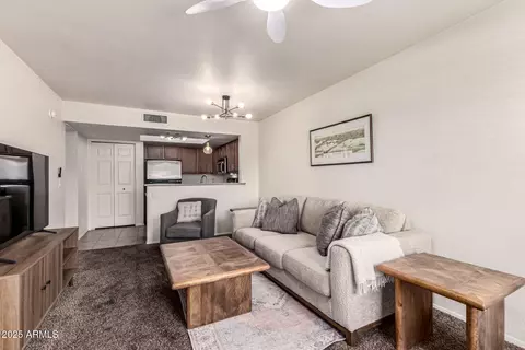 Living - 1720 E Thunderbird Rd #2058, Phoenix, AZ 85022 photo 3 of 4