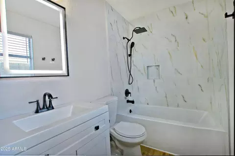 Bath - 619 E Jensen St #92, Mesa, AZ 85203 photo 1 of 3