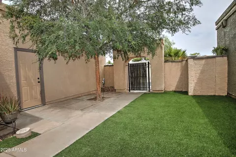 Exterior - 619 E Jensen St #92, Mesa, AZ 85203 photo 3 of 8