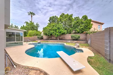 Exterior - 3450 E Glenhaven Dr, Phoenix, AZ 85048 photo 7 of 8