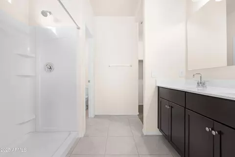 Bath - 9347 E Silo Rd, Florence, AZ 85132 photo 2 of 3