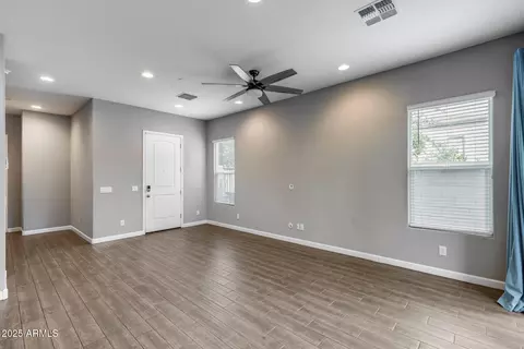 Living - 3023 N 37th Pl, Phoenix, AZ 85018 photo 4 of 4