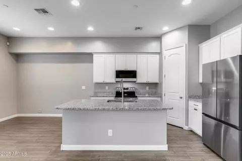 Other - 3023 N 37th Pl, Phoenix, AZ 85018 photo 4 of 10