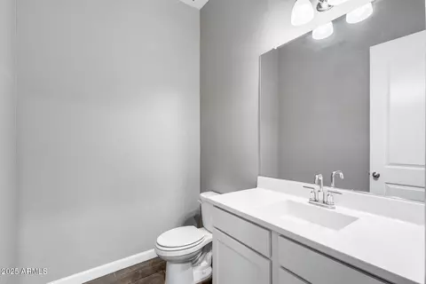 Entry Way - 3023 N 37th Pl, Phoenix, AZ 85018 photo 2 of 2