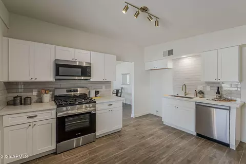 7139 E Arcadia Cir, Mesa, AZ 85208