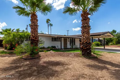 2033 W Palo Verde Dr, Phoenix, AZ 85015