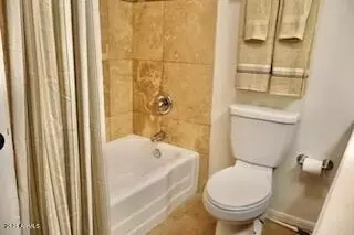 Bath - 17830 N 24th Dr, Phoenix, AZ 85023 photo 2 of 3