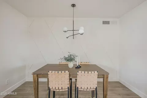 Dining - 2628 E Aster Dr, Phoenix, AZ 85032 photo 2 of 3