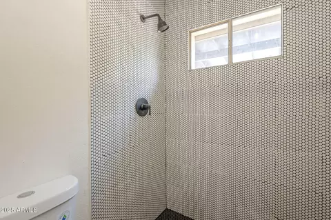 Bath - 2628 E Aster Dr, Phoenix, AZ 85032 photo 2 of 3