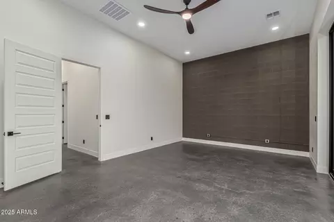 Bedroom - 2075 N Holmes Rd, Apache Junction, AZ 85119 photo 5 of 8