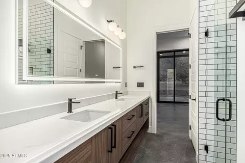 Bath - 2075 N Holmes Rd, Apache Junction, AZ 85119 photo 3 of 5