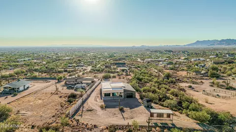 View/Area - 2075 N Holmes Rd, Apache Junction, AZ 85119 photo 3 of 6