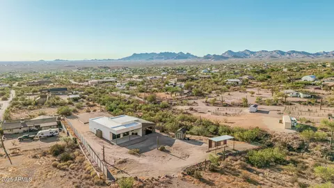 View/Area - 2075 N Holmes Rd, Apache Junction, AZ 85119 photo 4 of 6