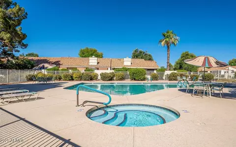 Exterior - 1061 E Chilton Dr, Tempe, AZ 85283 photo 7 of 10