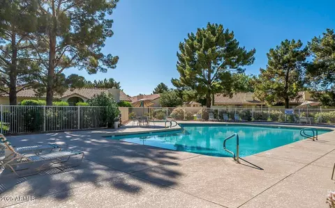 Exterior - 1061 E Chilton Dr, Tempe, AZ 85283 photo 2 of 10