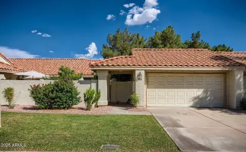 1061 E Chilton Dr, Tempe, AZ 85283